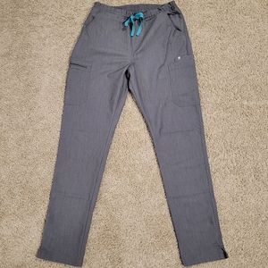 Womans Medium/Tall Yola Skinny Scrub Pant in Slate